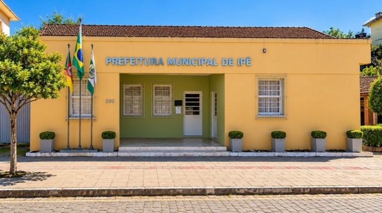 PREFEITURA DE IPÊ